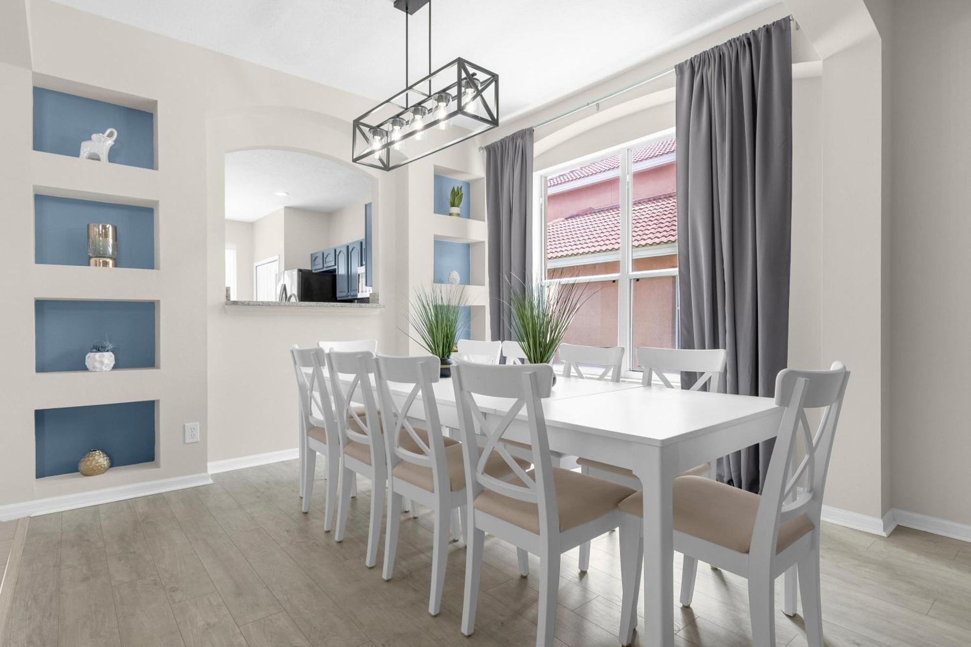 Large Spacious Home W Private Pool & Hot Tub Davenport Eksteriør billede